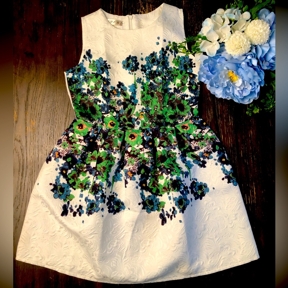 Sleeveless Floral White Mini Dress